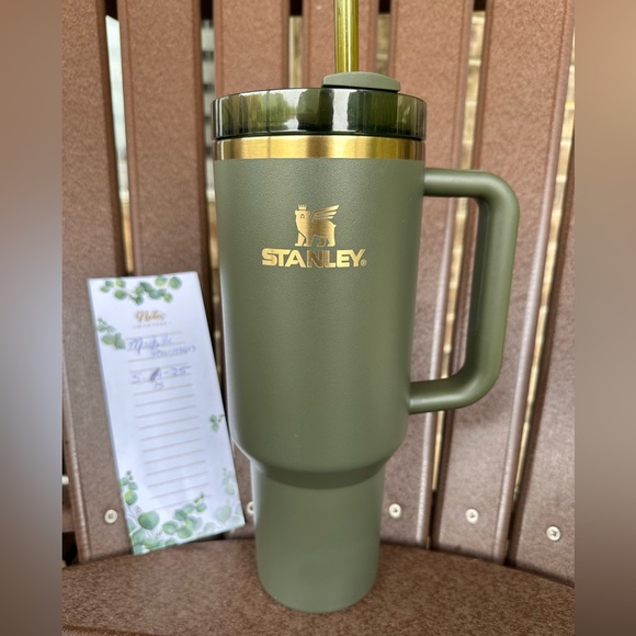 Stanley cypress green 40oz tumbler - Picture 1 of 2